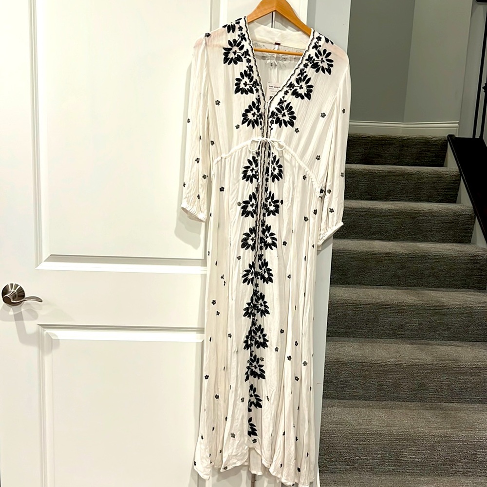 NWT WOMEN’s DRESS